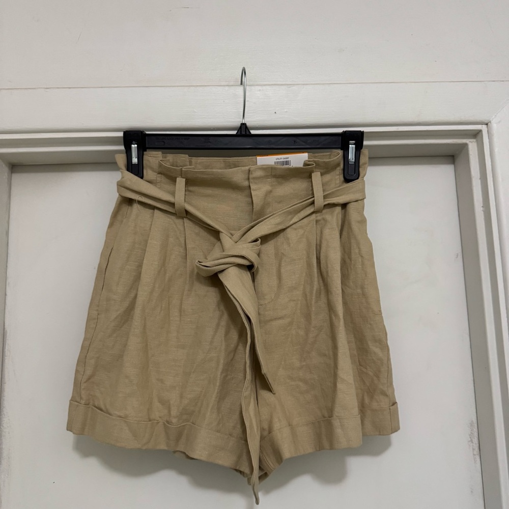 On 34th Women's Safari Linen Blend Shorts Khaki Belted Size Small NWT
